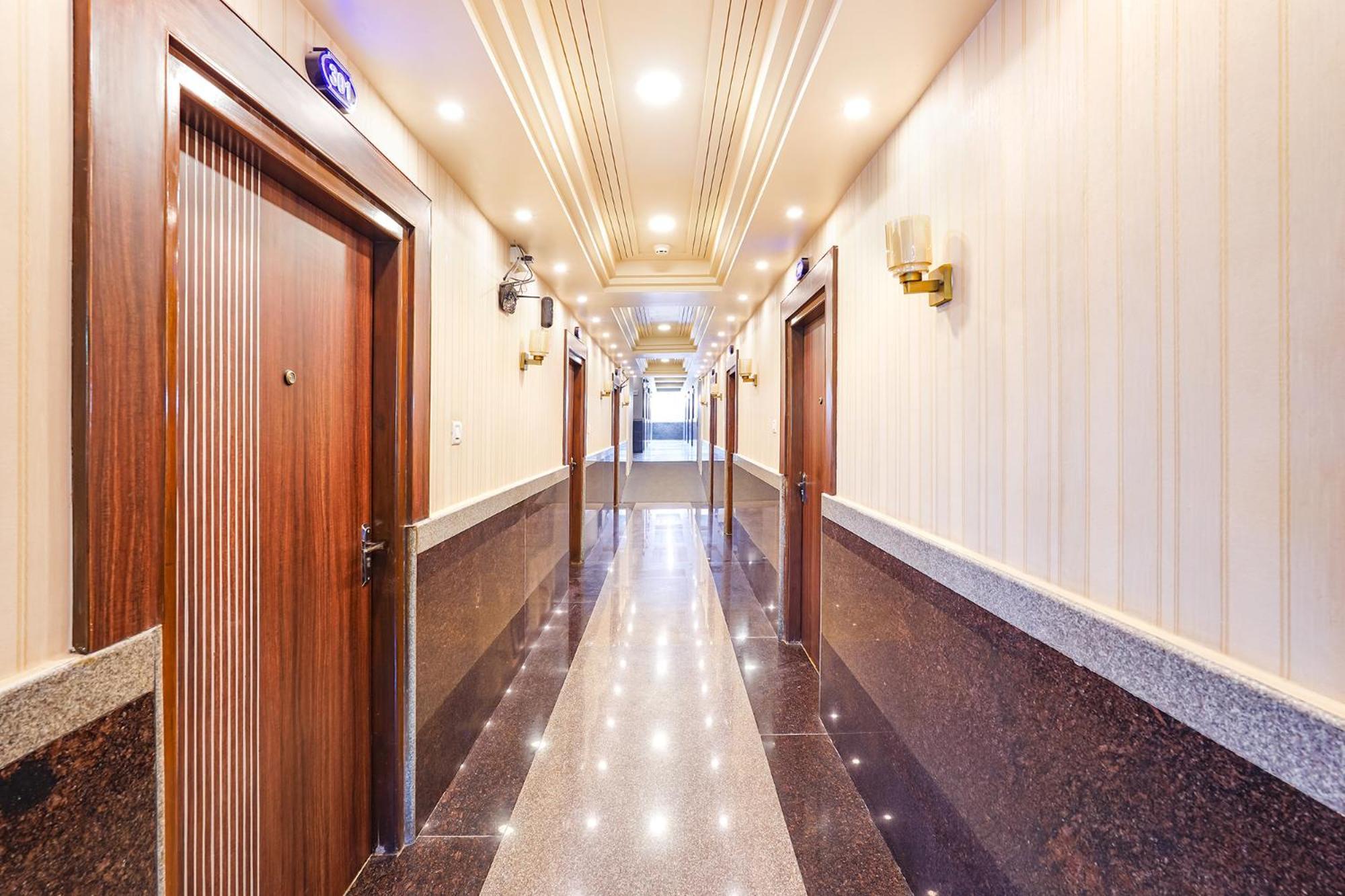 Fabhotel Grand Falcon Bangalore Exterior foto